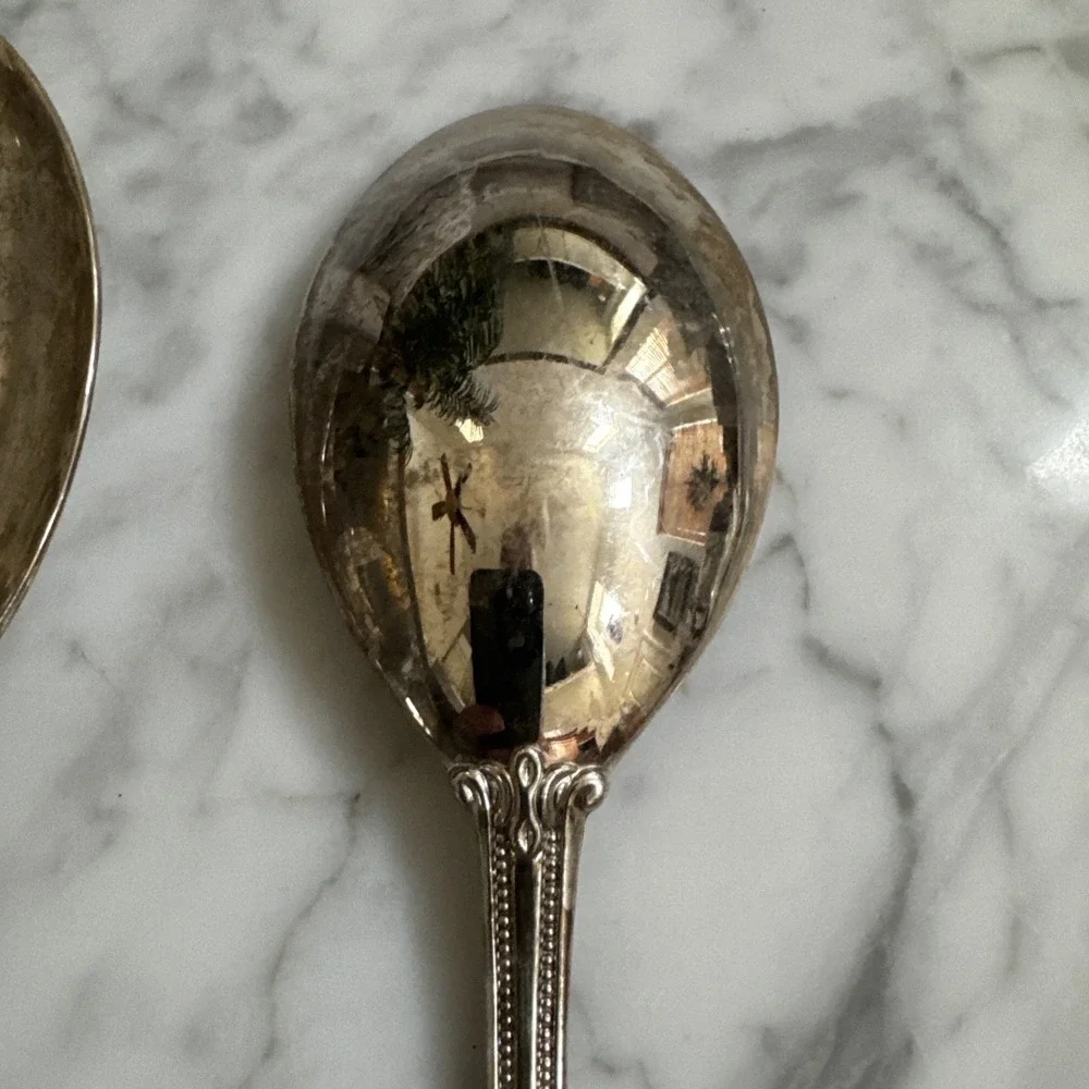 International Yorkshire Bead Hostess Serving Set Of 5 Pieces Silverplate